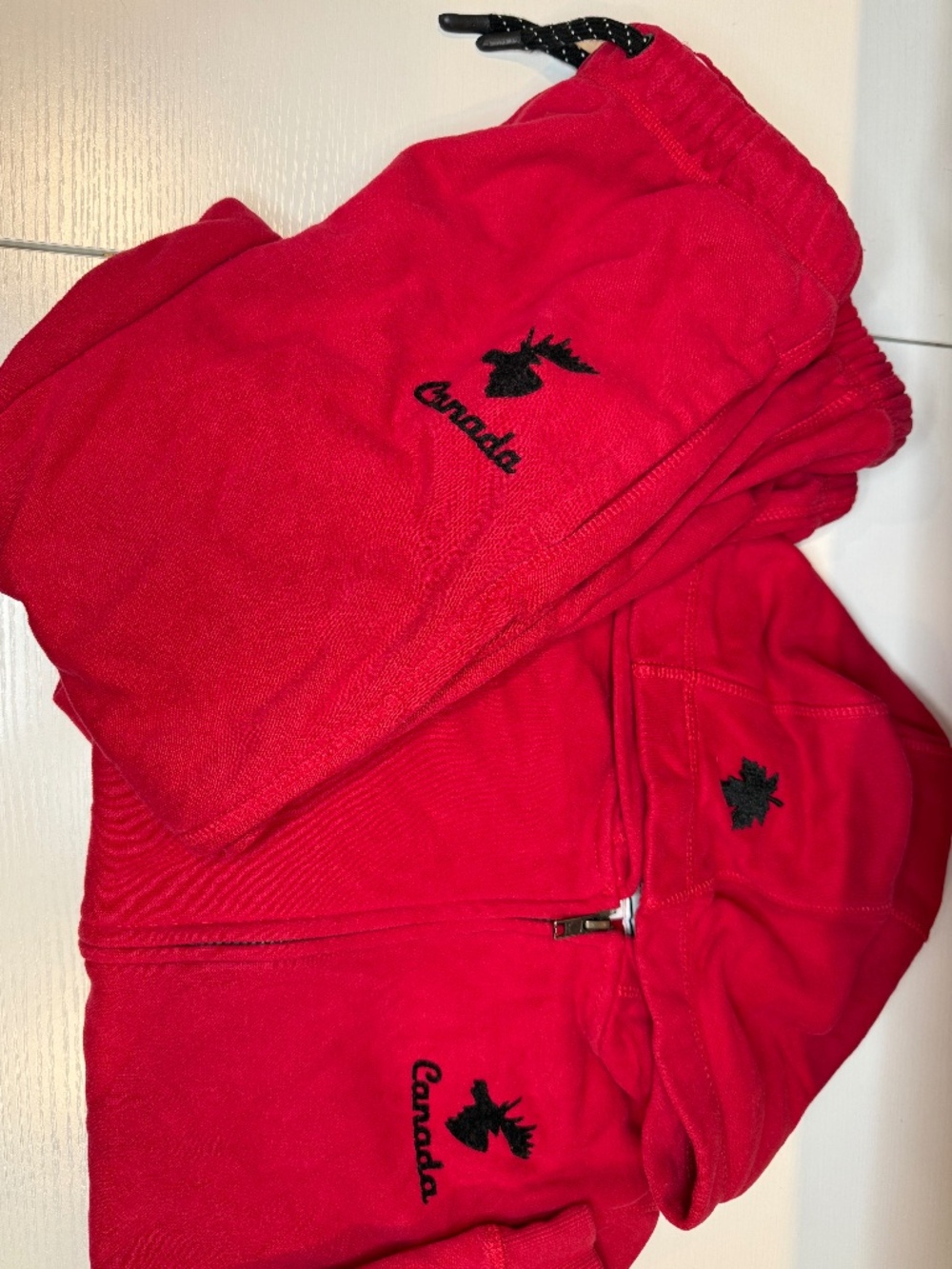 Canadiana Kids Zip Up Hoodie & Joggers Set - Children's 7-8